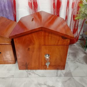Large Home Shape Bank with Lock(10*10)
